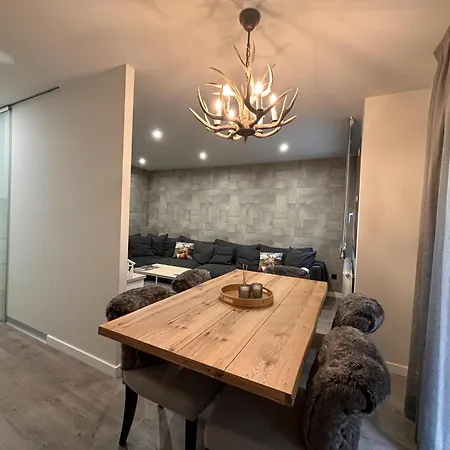 Aneto - Confort Moderno En El Corazon De Apartment