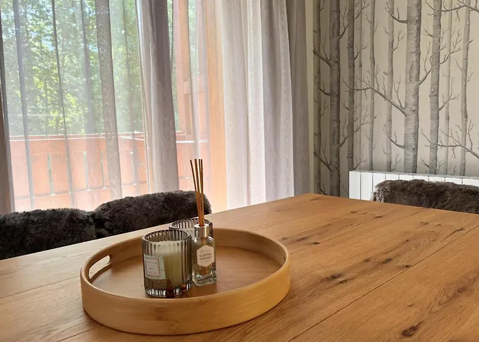 Aneto - Confort Moderno En El Corazón De Apartamento Benasque