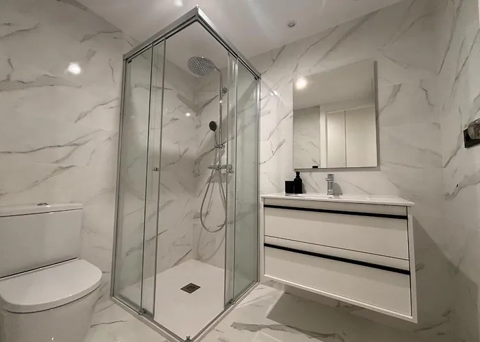 Apartamento Aneto - Confort Moderno En El Corazón De *